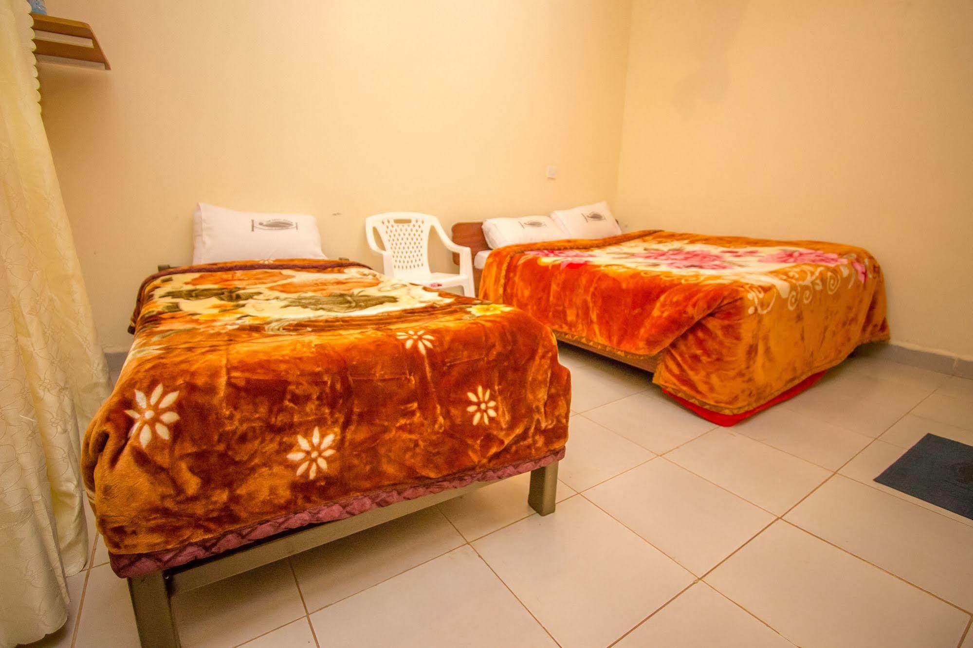 Sun Guest House Ньери Экстерьер фото