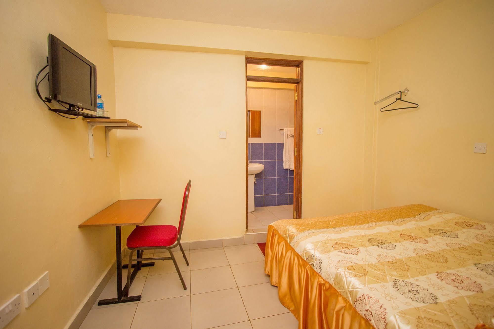 Sun Guest House Ньери Экстерьер фото