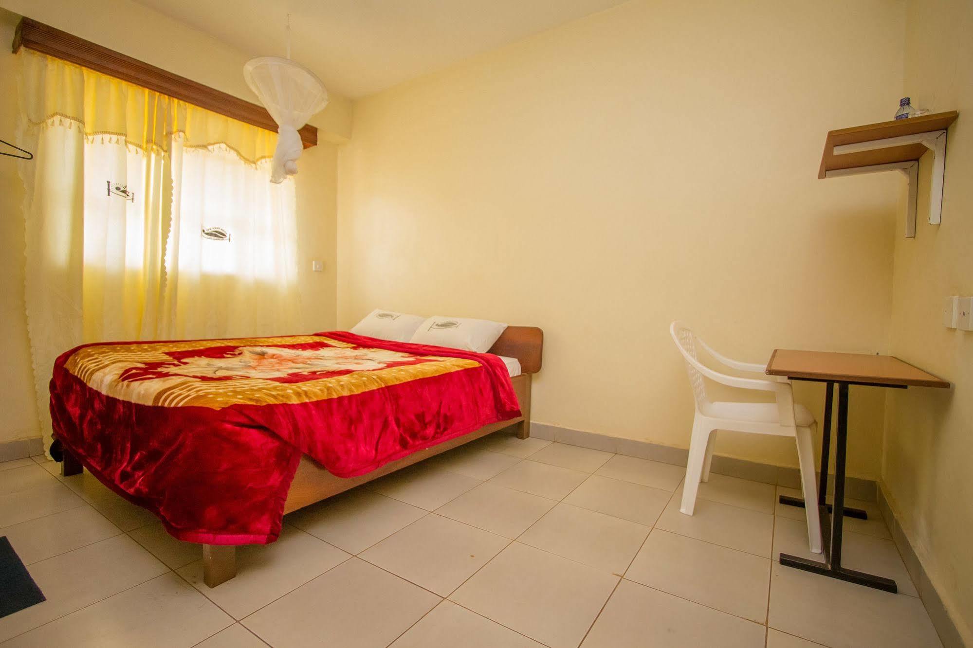 Sun Guest House Ньери Экстерьер фото