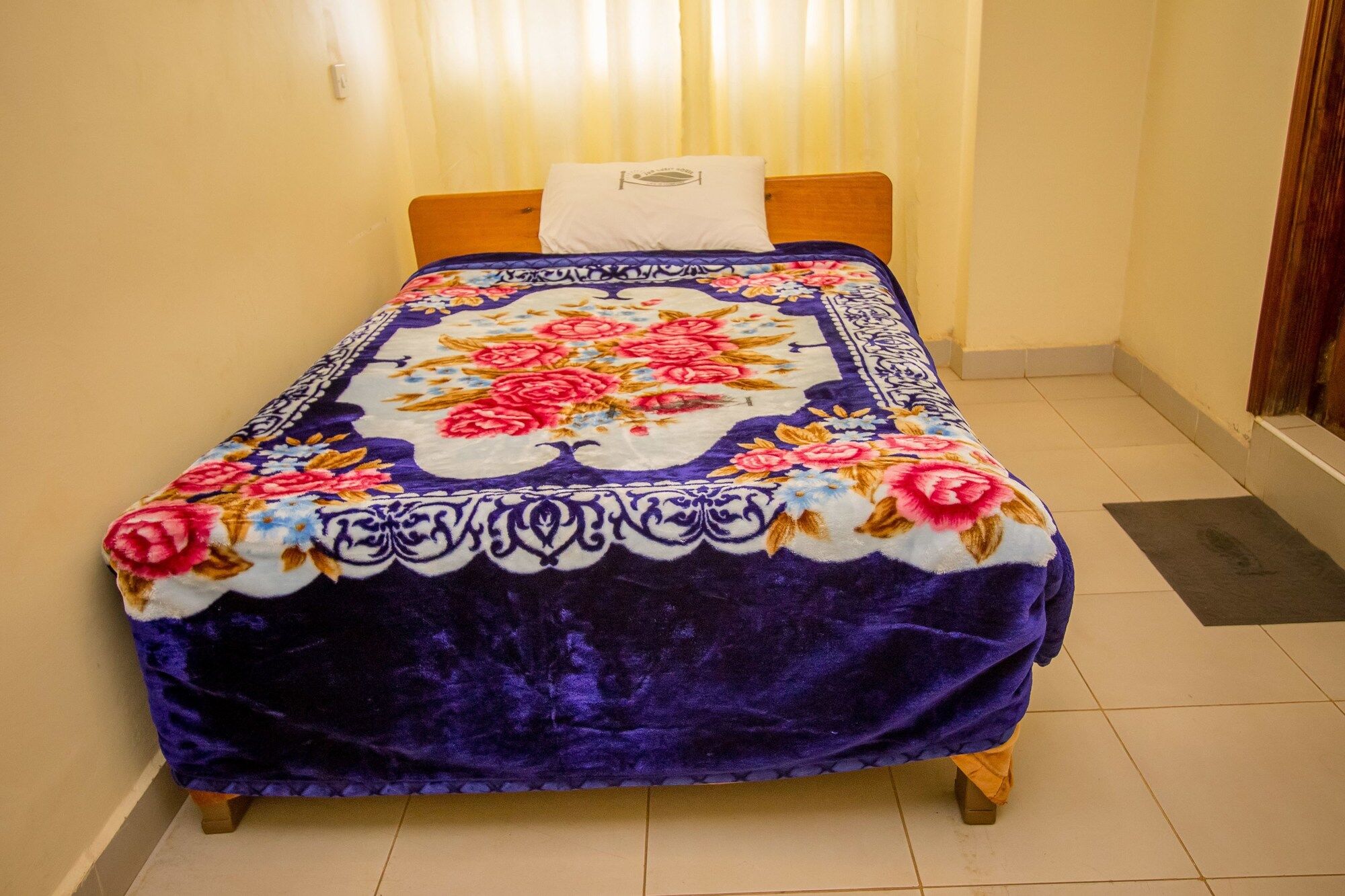 Sun Guest House Ньери Экстерьер фото